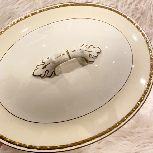 Vintage Georgian Homer Laughlin Covered Oval Dish - Picture 7 of 8